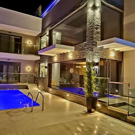 Luxsuites Ofrínion Zewnętrze zdjęcie