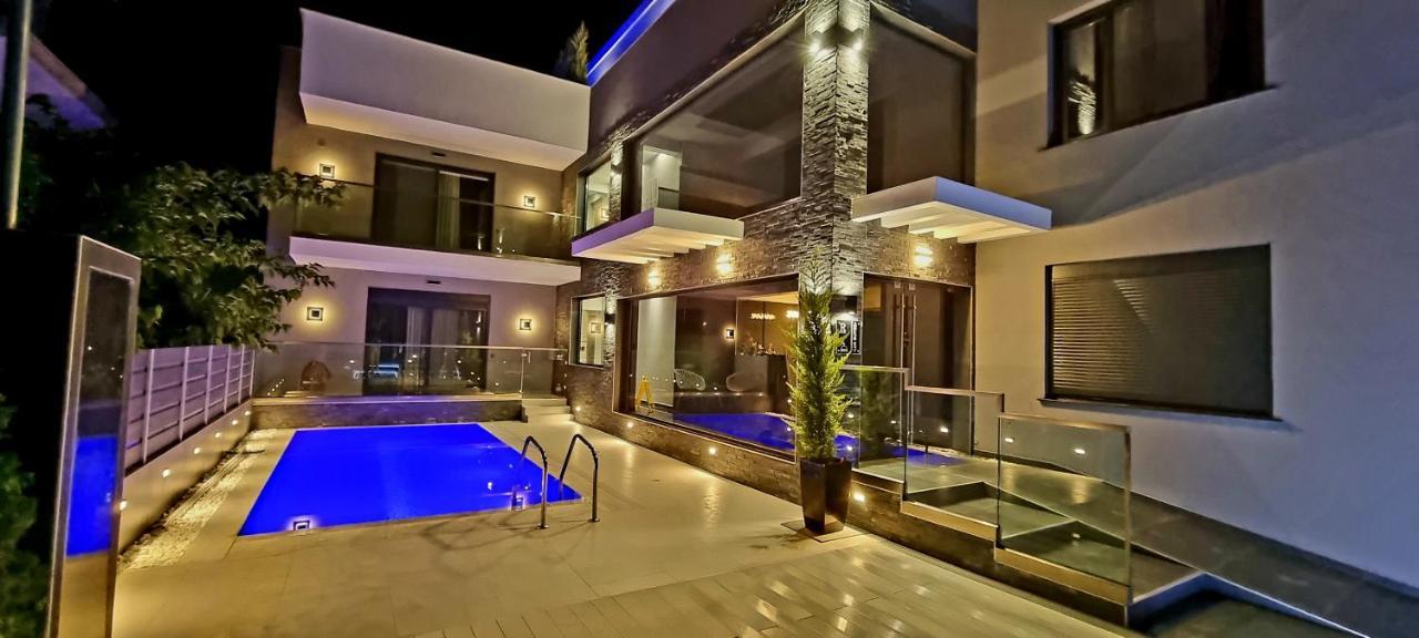 Luxsuites Ofrínion Zewnętrze zdjęcie