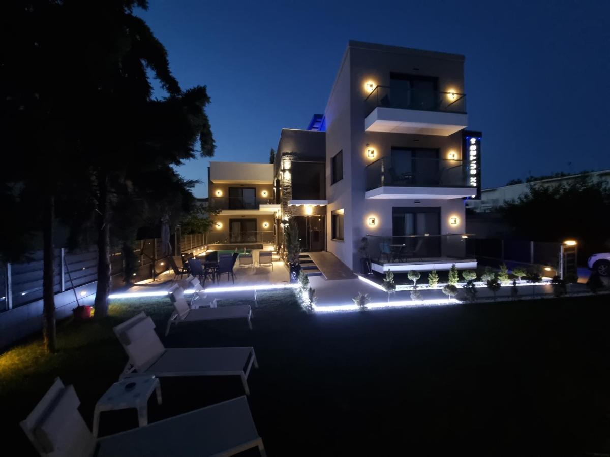 Luxsuites Ofrínion Zewnętrze zdjęcie